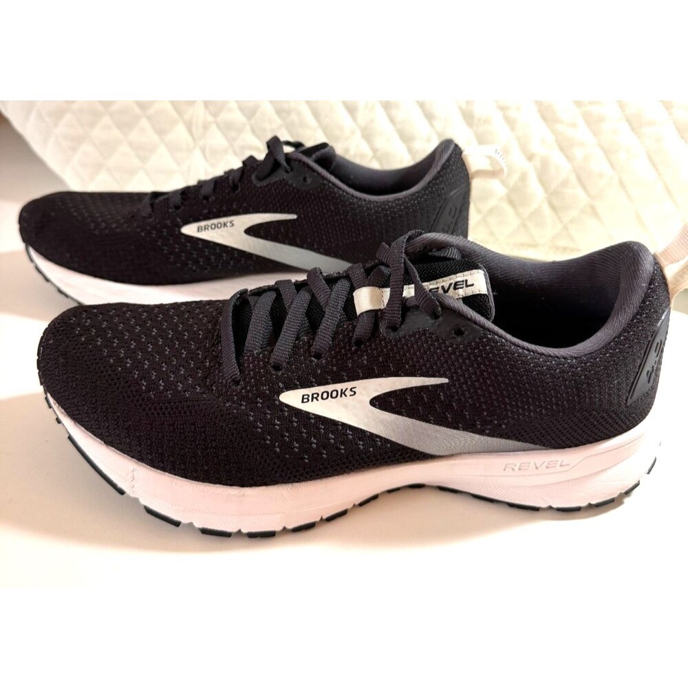 Brooks Revel 4 Women's Running Shoes Size7.5, Black/White, Athletic